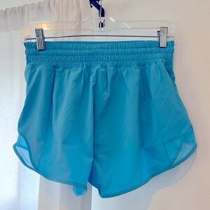 Lululemon Hotty Hot High-Rise Lined Short 2.5"